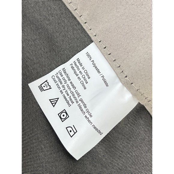 Sunzero Lichtenberg Blackout Grommet Curtain Panel Pair 54" x 54" Polyester NEW - Picture 5 of 5